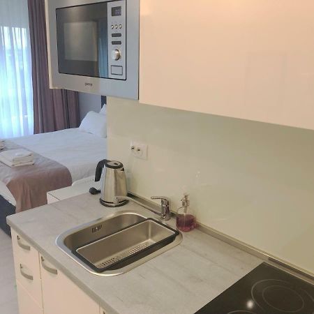 Penthouse “Sky 16” Studio Apartment ซาเกร็บ ภายนอก รูปภาพ